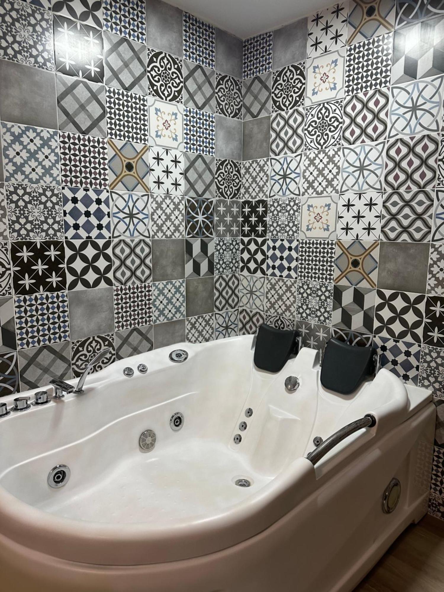 Hotel Europa Prishtina Pristina Kültér fotó